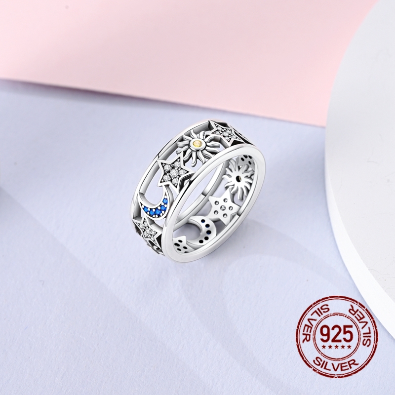 Women's 925 Silver Star Hollow Ring with Zirconia